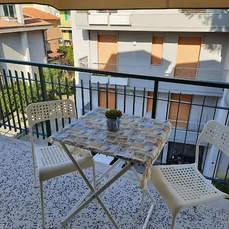 Mirella 3*