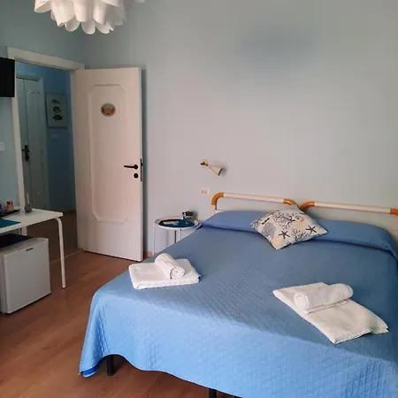 Pensionat Mirella 3*
