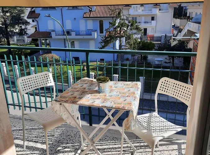 Mirella Casa de hóspedes Pineto