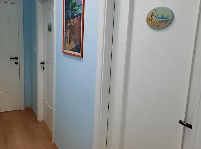 Casa de hóspedes Mirella 3*